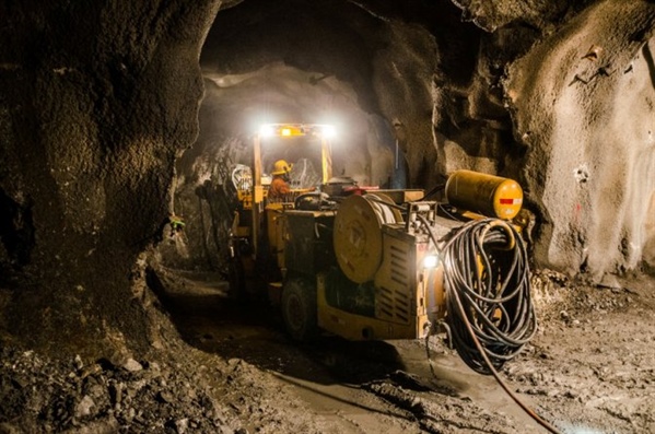 The History of the American Mining Industry