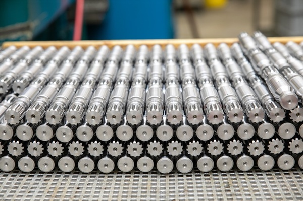 The Future of Localized Manufacturing: 5 Benefits for Small & Flexible Businesses